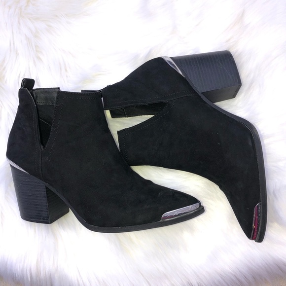 Mossimo Supply Co. Shoes - Boho Western Ankle Cleavage Bootie